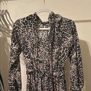 Leopard Print Long Sleeve midi Dress